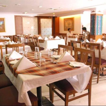 צ'נאי Hotel Chariot מראה חיצוני תמונה